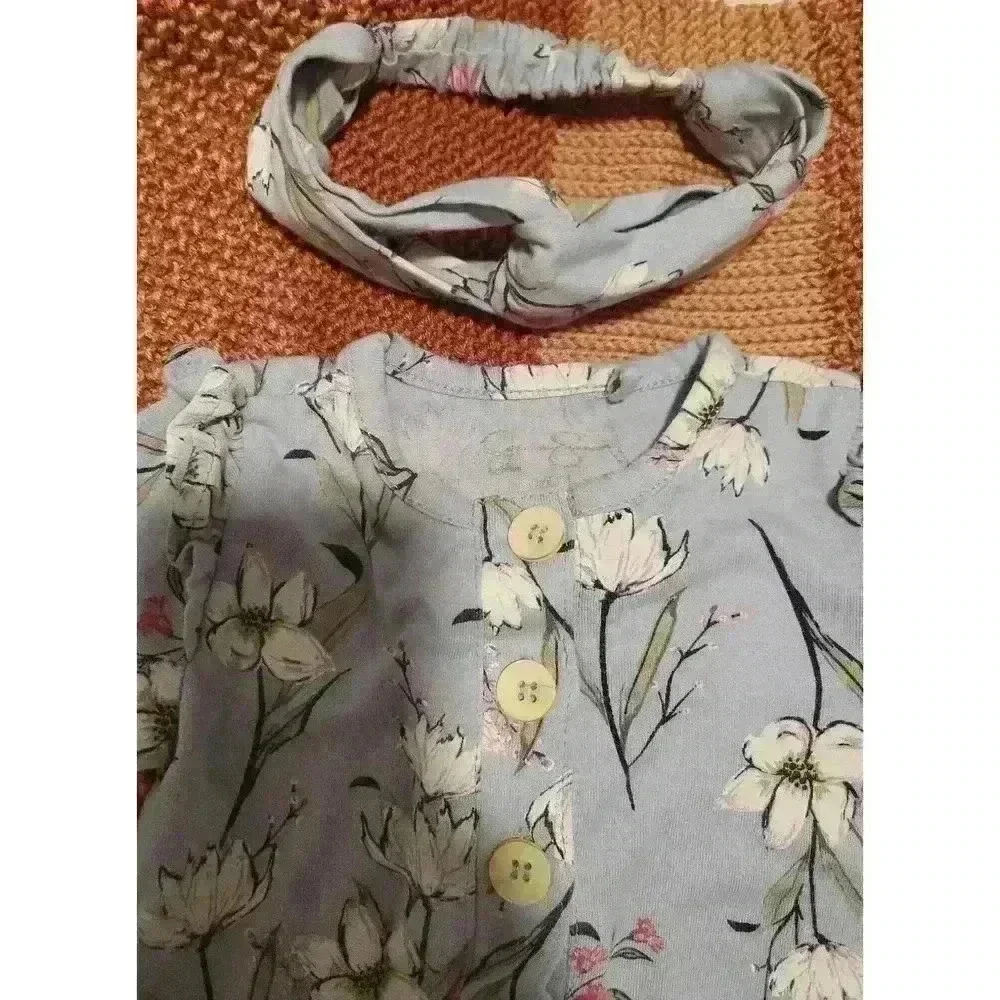 Jessica Simpson Baby Outfit 3/6m‎